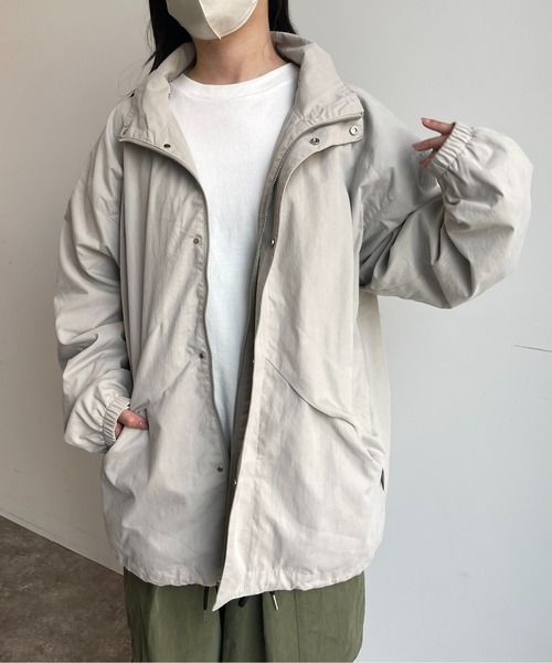 CPCM(シーピーシーエム)の「綿ナイロンフーデッドジャケット(ブルゾン・メンズ・アイボリー/チャコールグレー/カーキ・MEDIUM/LARGE)」の12枚目の写真