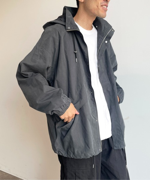 CPCM(シーピーシーエム)の「綿ナイロンフーデッドジャケット(ブルゾン・メンズ・アイボリー/チャコールグレー/カーキ・MEDIUM/LARGE)」の5枚目の写真