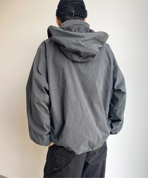 CPCM(シーピーシーエム)の「綿ナイロンフーデッドジャケット(ブルゾン・メンズ・アイボリー/チャコールグレー/カーキ・MEDIUM/LARGE)」の6枚目の写真