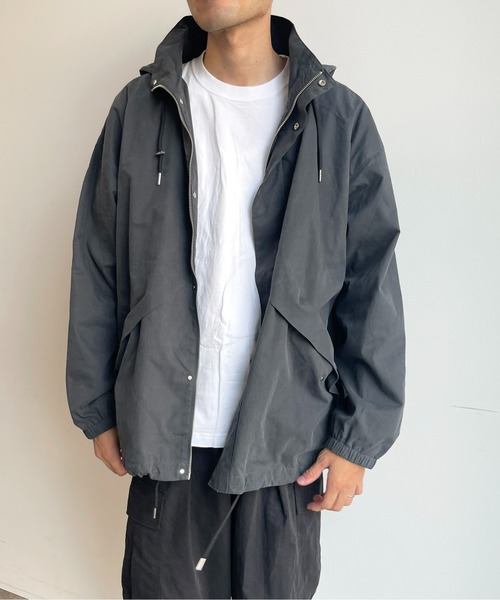 CPCM(シーピーシーエム)の「綿ナイロンフーデッドジャケット(ブルゾン・メンズ・アイボリー/チャコールグレー/カーキ・MEDIUM/LARGE)」の10枚目の写真