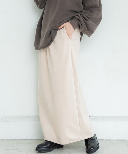 coca（coca）（コカ）の「バックスリットスウェード調スカート（スカート・レディース・チャコールグレー/パープル/アイボリー・ONE SIZE）」の2枚目の写真