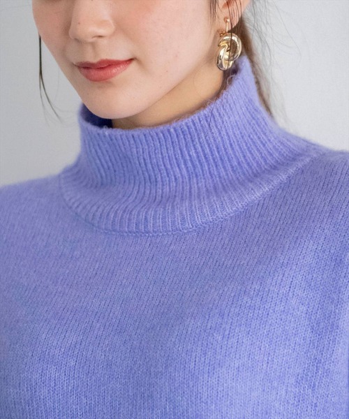 REDYAZEL（レディアゼル）の「タートルショート丈ニット（ニット/セーター・レディース・パープル/ブラック/ライトベージュ・FREE）」の11枚目の写真