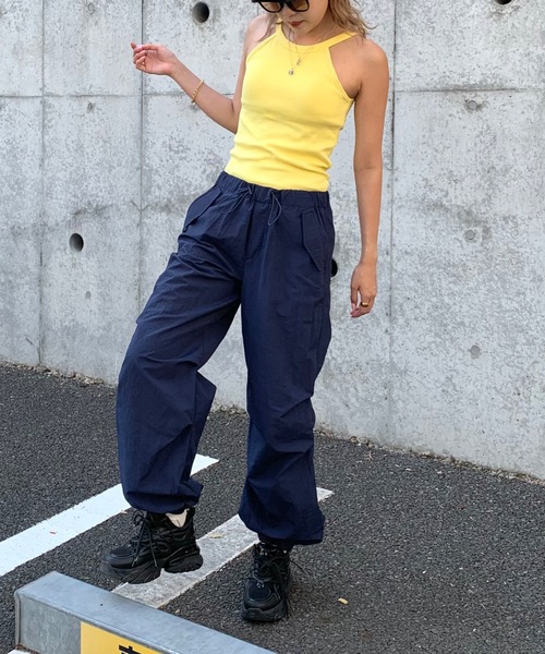 SHAGGIE（シャギー）の「【カップお取り外し可能】ホルターネックリブトップインナー（キャミソール・レディース・イエロー/ホワイト/ブラック・FREE）」の5枚目の写真