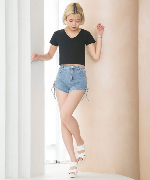 Diable baiser(ディアブルベーゼ)の「バックセクシー開き半袖カットソー(Tシャツ/カットソー・レディース・ブラック/ブルー・MEDIUM/LARGE)」の9枚目の写真
