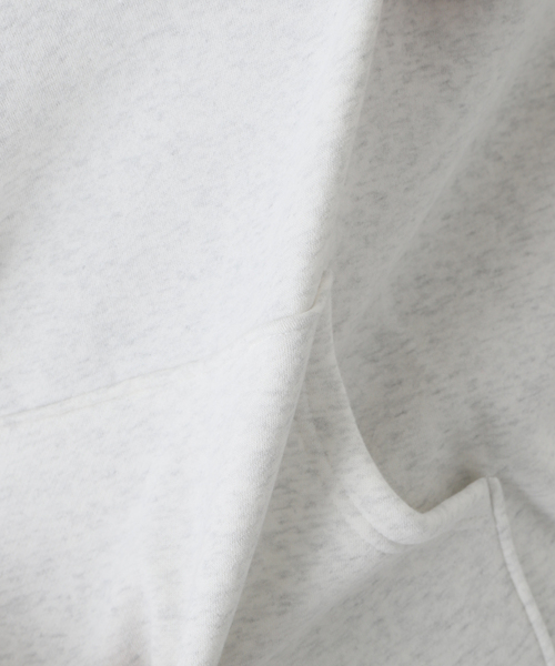 EDIFICE（エディフィス）の「【Paris Saint-Germain】3Dラバーエンブレム スウェットパーカー（パーカー・メンズ・ライトグレー/ブラック・MEDIUM/LARGE/X-LARGE）」の11枚目の写真