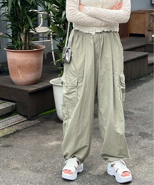 Isn't She?(イズントシー)の「厚底スポーツサンダル(サンダル・レディース・オフホワイト/ブラック・L/M/S)」の12枚目の写真