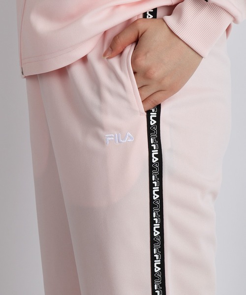 FILA(フィラ)の「FILA スムースジャージ ロゴテープ付きジャージ セットアップ レディース 吸水速乾 UVカット機能あり(ジャージ・レディース・ブラック/ピンク/ネイビー/ブラック系その他/ブルー系その他/ピンク系その他/ネイビー系/ブラック系その他2/ピンク系その他2/チャコールグレー/ピンク系その他3・M/L)」の22枚目の写真