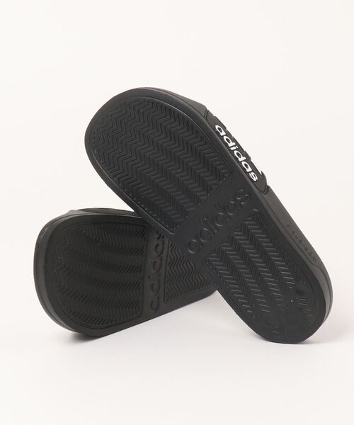 adidas(アディダス)の「【adidas】 ADILETTE SHOWER U(サンダル・メンズ・ブラック×ホワイト・27.5cm/24.5cm/25.5cm/29.5cm/23.5cm/26.5cm/28.5cm)」の3枚目の写真