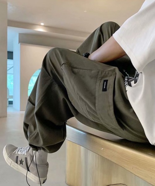 ARCADE（アーケード）の「【-ARCADE Limited Line-】ルーズワイド バルーンシルエット サイドポケット ジョガー カーゴパンツ（カーゴパンツ・メンズ・カーキ/ブラック/ホワイト・M/L/2XL/XL）」の18枚目の写真