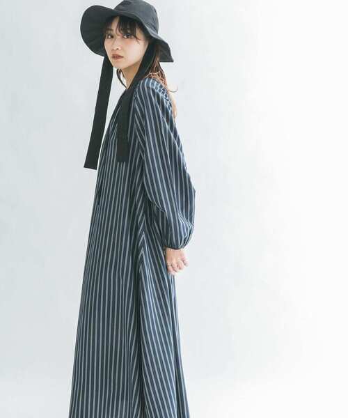 KBF（ケイビーエフ）の「ギャザースリーブストライプワンピース