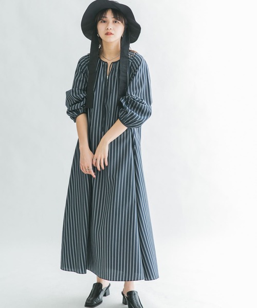 キャンディスリーブストライプワンピース KBF（ケイビーエフ）の「ギャザースリーブストライプワンピース