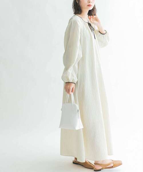 KBF（ケイビーエフ）の「ギャザースリーブストライプワンピース