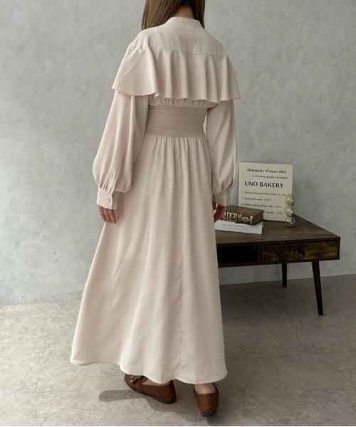 apres jour clair（アプレジュールクレア）の「【apres jour clair】フリルケープワンピース【ZOZOTOWN限定アイテム】（ワンピース・レディース・アイボリー/モカ・フリー/X-LARGE）」の14枚目の写真
