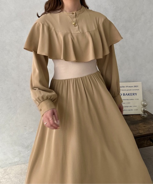 apres jour clair（アプレジュールクレア）の「【apres jour clair】フリルケープワンピース【ZOZOTOWN限定アイテム】（ワンピース・レディース・アイボリー/モカ・フリー/X-LARGE）」の5枚目の写真
