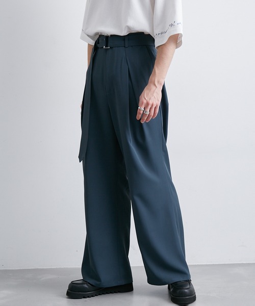 JUNRED（ジュンレッド）の「ベルテッドワイドフレアパンツ（スラックス・メンズ・ブラック/グリーン・S/M/L）」の7枚目の写真