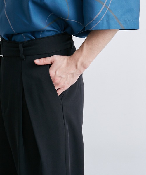 JUNRED（ジュンレッド）の「ベルテッドワイドフレアパンツ（スラックス・メンズ・ブラック/グリーン・S/M/L）」の19枚目の写真