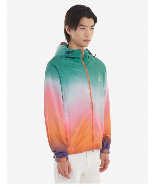 Maison Kitsune（メゾンキツネ）の「TECHNICAL WINDBREAKER