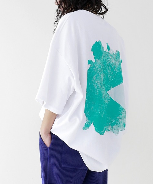 minsobi(ミンソビ)の「スピルドミント半袖Tシャツ バッグデザイン ハーフスリーブカットソー(Tシャツ/カットソー・メンズ・ブラック/ホワイト/ベージュ・FREE)」の2枚目の写真