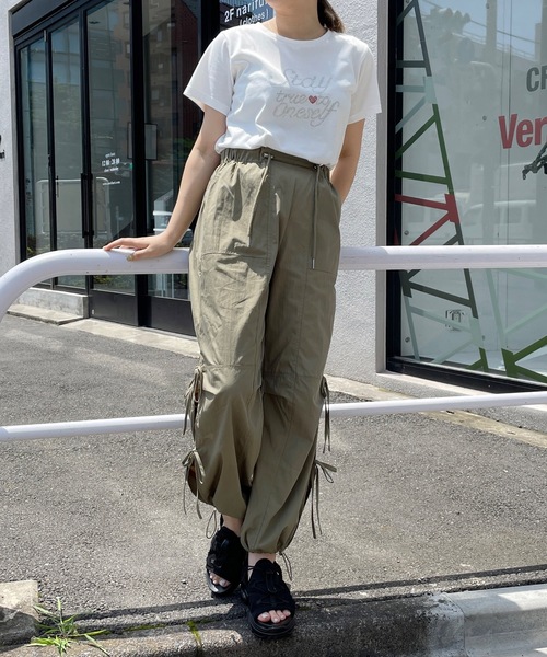 one way（ワンウェイ）の「【サイズ展開あり】サイドリボンカーゴパンツ（カーゴパンツ・レディース・ブラック/ホワイト/ピンク/ブルー/ベージュ/ダークグリーン・FREE/MEDIUM/SMALL）」の20枚目の写真