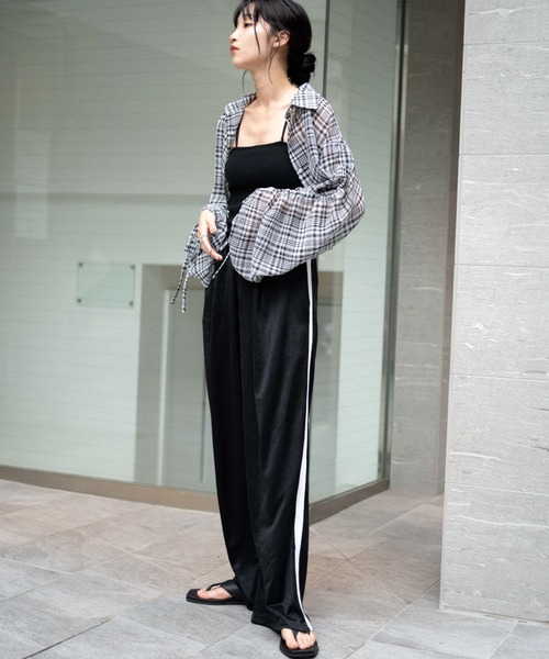 WEGO(ウィゴー)の「WEGO/ラインサテンパンツ(スラックス・レディース・カーキ/ブラック・FREE)」の11枚目の写真