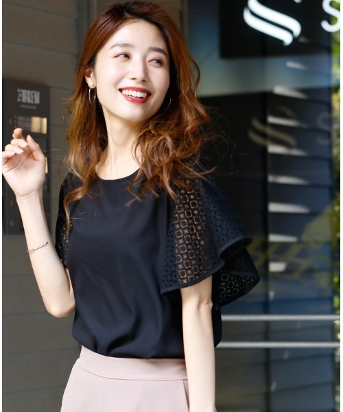 甘盛りしない!落ち袖レースフリルトップス（Tシャツ/カットソー
