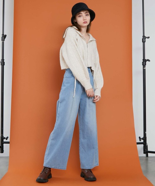 archives(アルシーヴ)の「レースアップBIGカラーニットカーディガン(ニット/セーター・レディース・アイボリー/ブルー/チャコールグレー・MEDIUM)」の9枚目の写真