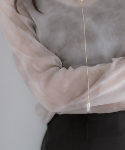 ear PAPILLONNER（イアパピヨネ）の「Y字パールロングネックレス（ネックレス・レディース・ゴールド/シルバー・FREE）」の5枚目の写真