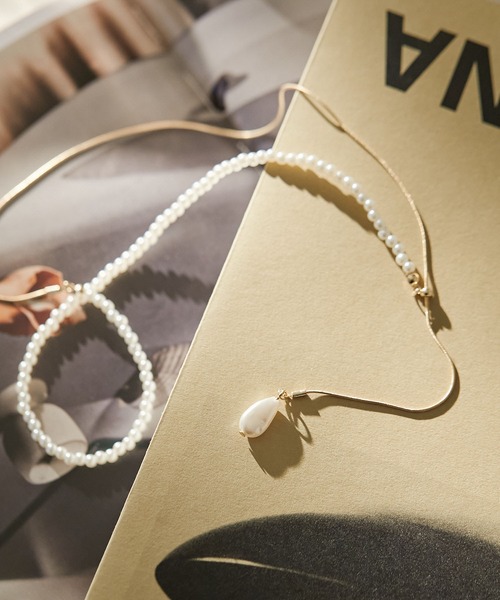 ear PAPILLONNER（イアパピヨネ）の「Y字パールロングネックレス（ネックレス・レディース・ゴールド/シルバー・FREE）」の13枚目の写真
