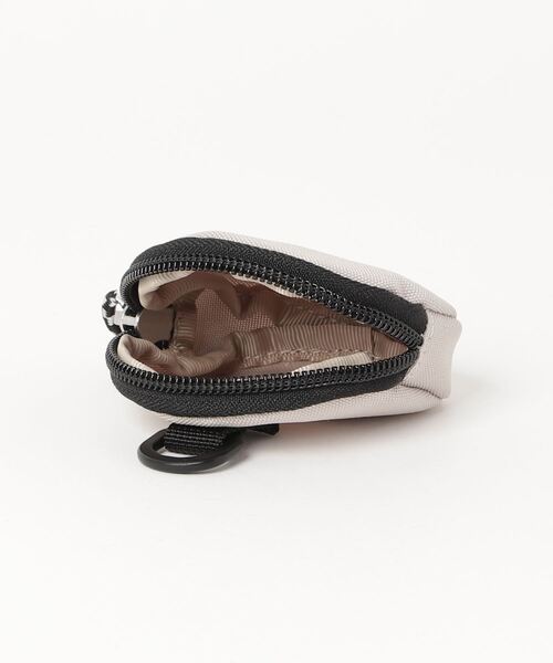 CHUMS(チャムス)の「CHUMS/チャムス コインケース ROUND COIN CASE リサイクルラウンドコインケース CH60-3573(コインケース・メンズ・グレイッシュベージュ/ブラック/グリーン系その他/ブラック×ホワイト/黄土色系/レッド/ネイビー/ライトブルー/ブラック系その他/マルチ/グレイッシュブルー/ピンク・FREE)」の17枚目の写真
