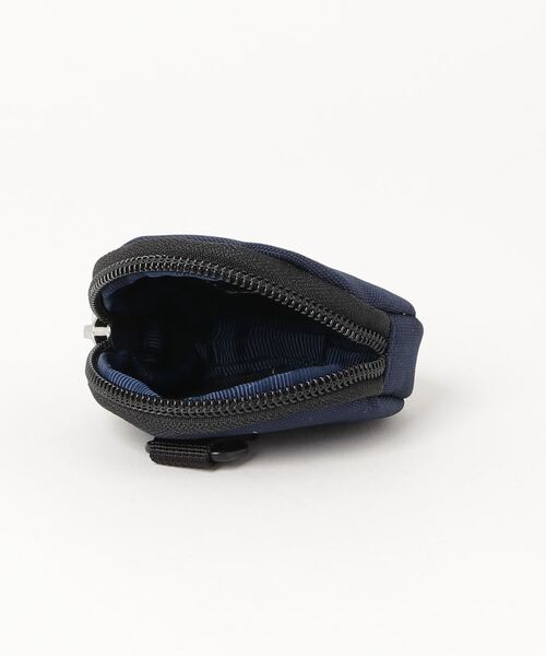 CHUMS(チャムス)の「CHUMS/チャムス コインケース ROUND COIN CASE リサイクルラウンドコインケース CH60-3573(コインケース・メンズ・グレイッシュベージュ/ブラック/グリーン系その他/ブラック×ホワイト/黄土色系/レッド/ネイビー/ライトブルー/ブラック系その他/マルチ/グレイッシュブルー/ピンク・FREE)」の19枚目の写真