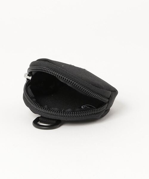 CHUMS(チャムス)の「CHUMS/チャムス コインケース ROUND COIN CASE リサイクルラウンドコインケース CH60-3573(コインケース・メンズ・グレイッシュベージュ/ブラック/グリーン系その他/ブラック×ホワイト/黄土色系/レッド/ネイビー/ライトブルー/ブラック系その他/マルチ/グレイッシュブルー/ピンク・FREE)」の21枚目の写真