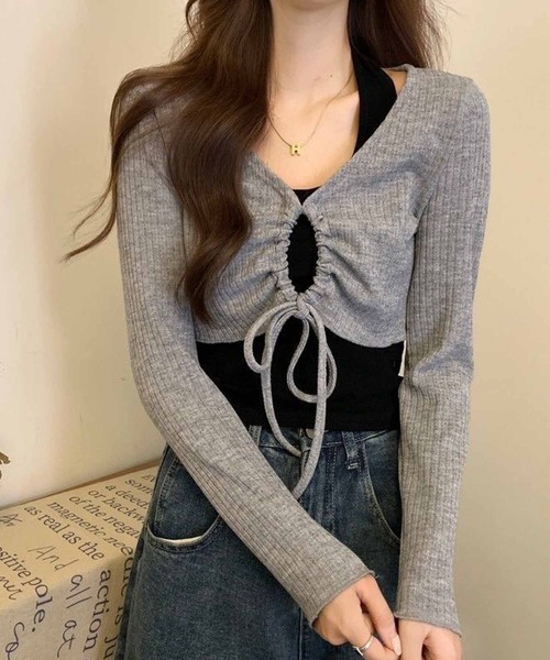 NANEA(ナネア)の「クロップド丈 フロントシャーリングトップス(ニット/セーター・レディース・グリーン/グレー/ホワイト・フリー)」の13枚目の写真