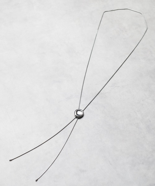 ARCHIVER（アーカイバ）の「【Gl】メタル　ループタイネックレス（ネックレス・レディース・シルバー/ゴールド/ブラック・FREE）」の2枚目の写真