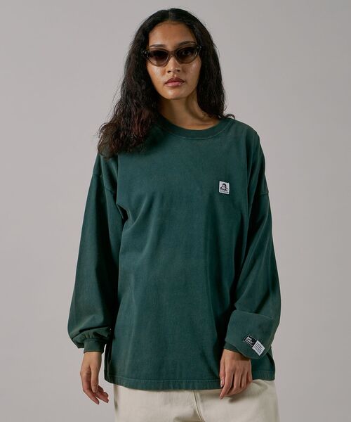 BEN DAVIS(ベンデイビス)の「【BEN DAVIS(ベンデイビス)】 WASHED L/S LABEL TEE(WIDE) / ストーンウォッシュ フェード ピスネーム ロンT ワンポイント 長袖 ビッグシルエット(Tシャツ/カットソー・メンズ・ブラック/ラベンダー/ネイビー/ダークグリーン/ホワイト・MEDIUM/LARGE/X-LARGE)」の12枚目の写真