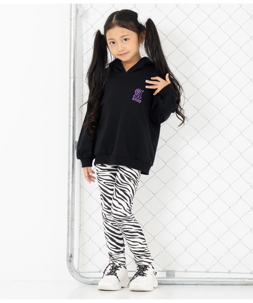 ANAP kids（アナップキッズ）の「アニマル柄プリント裏起毛レギンス（レギンス/スパッツ・キッズ・ブラック×ホワイト/ベージュ・130cm/110cm/120cm）」の5枚目の写真