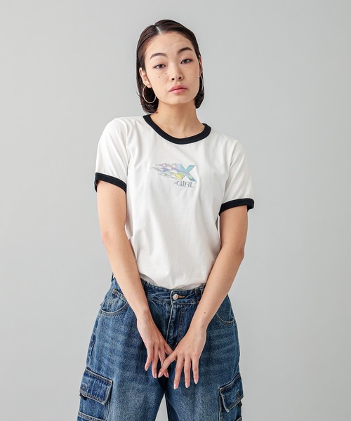 X-girl（エックスガール）の「BURNING X LOGO S/S RINGER BABY TEE（Tシャツ/カットソー・レディース・ブラック/ホワイト/ピンク・S/M）」の2枚目の写真