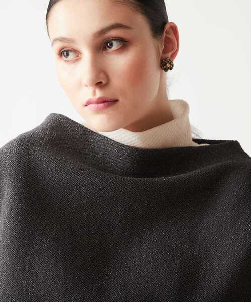 Tiara(ティアラ)の「ラメベスト(ニット/セーター・レディース・チャコールグレー/ゴールド・FREE)」の2枚目の写真