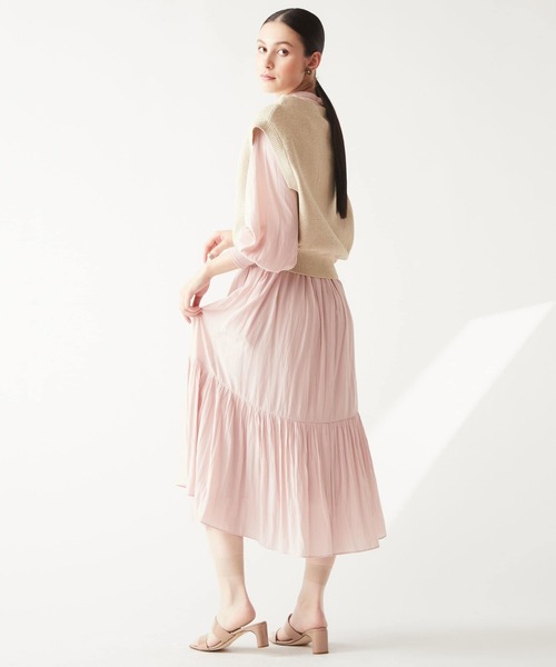 Tiara(ティアラ)の「ラメベスト(ニット/セーター・レディース・チャコールグレー/ゴールド・FREE)」の12枚目の写真