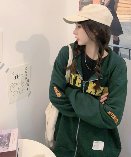SHEPP（シープ）の「オーバーサイズ フロントロゴナンバリング ジップアップパーカー（パーカー・レディース・ブラック/アイボリー/グリーン/グレー・L/XL）」の6枚目の写真