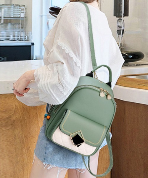 Miniministore(ミニミニストア)の「ミニリュック バイカラー レディース(バックパック/リュック・レディース・ブラック/ピンク/レッド/ミント/アイボリー・FREE)」の6枚目の写真