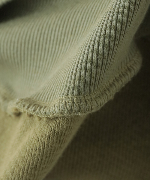 Deuxieme Classe（ドゥーズィエムクラス）の「【ASKK NY/エーエスケーケーエヌワイ】 Oversized sweat（スウェット・レディース・カーキ・FREE）」の17枚目の写真