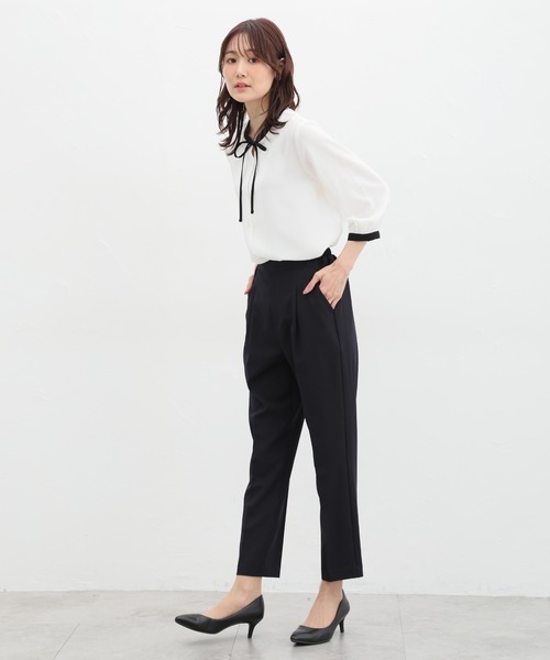 Honeys(ハニーズ)の「7分袖配色リボンブラウス(シャツ/ブラウス・レディース・ネイビー/ミント/アイボリー/ピンク系その他/グレイッシュベージュ/ホワイト×グレー・S/M/L/LL/3L)」の8枚目の写真