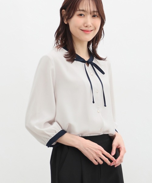 Honeys(ハニーズ)の「7分袖配色リボンブラウス(シャツ/ブラウス・レディース・ネイビー/ミント/アイボリー/ピンク系その他/グレイッシュベージュ/ホワイト×グレー・S/M/L/LL/3L)」の18枚目の写真