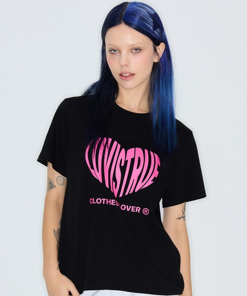 [LUVISTRUE]★24SS★韓国人気★HEART LOGO STITCH TEE LUVISTRUE]☆24SS☆韓国人気☆HEART LOGO STITCH TEE (LUV IS