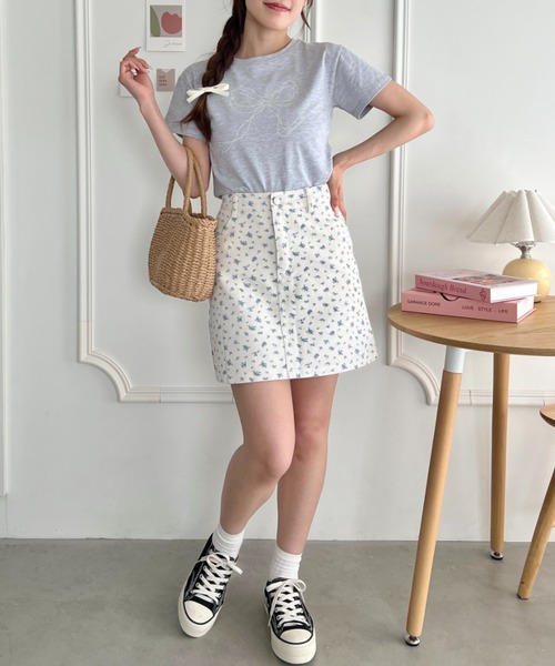 Loueme（ルエム）の「フラワーデニムミニスカパン（スカート・レディース・ホワイト/ベージュ/ブラック・M）」の20枚目の写真