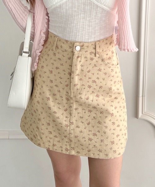 Loueme（ルエム）の「フラワーデニムミニスカパン（スカート・レディース・ホワイト/ベージュ/ブラック・M）」の6枚目の写真