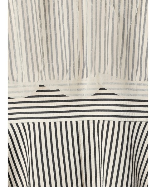 YECCA VECCA（イェッカヴェッカ）の「ストライプ柄チュールレイヤードワンピース（ワンピース・レディース・アイボリー/ブルー・S/M）」の4枚目の写真