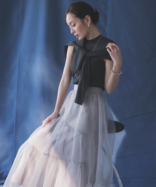 anuans コンパクトジレ&ボリュームティアードオーガンジースカートセット売り anuans コンパクトジレ&ボリュームティアードオーガンジー