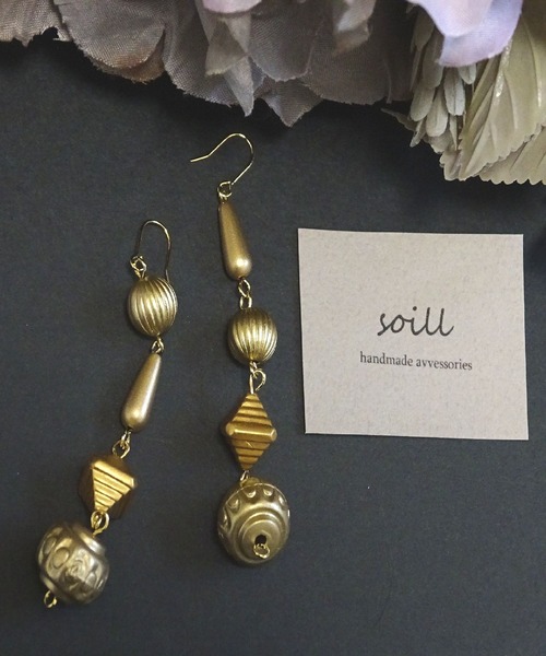 tone（トーン）の「【soill】シンプルな大振りsoillピアス（ピアス（両耳用）・レディース・ゴールド系1/ゴールド系2/ゴールド系3/ゴールド系4/ゴールド系5/ゴールド系6/ゴールド系7/ゴールド系8・FREE）」の3枚目の写真