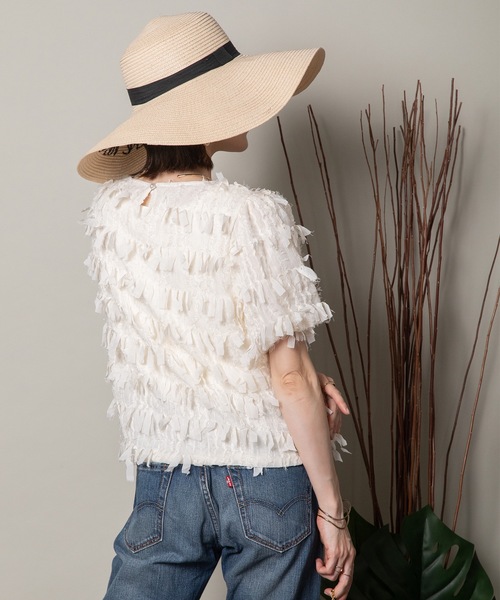 MHBG TOKYO(エムエイチビージートーキョー)の「フリンジジャガード ショートブラウス(シャツ/ブラウス・レディース・ベージュ/ブラック・FREE)」の8枚目の写真